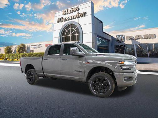 Ceramic Gray Clearcoat 2026 RAM 2500 Big Horn Crew Cab 4x4 6'4' Box