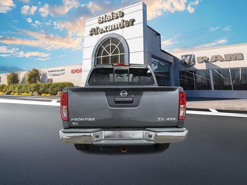 Gun Metallic 2019 Nissan Frontier SV