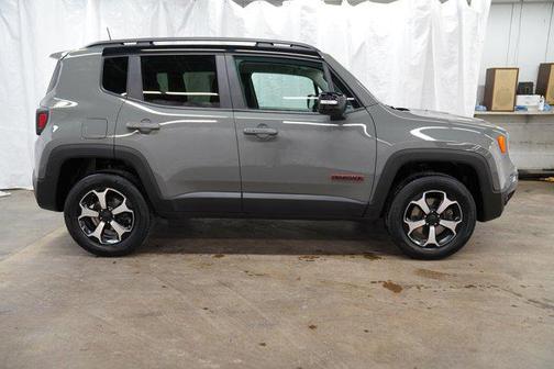 2022 Jeep Renegade Trailhawk