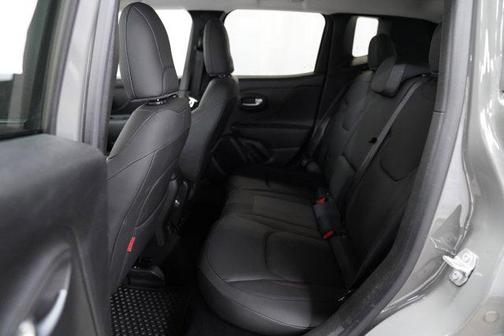 2022 Jeep Renegade Trailhawk