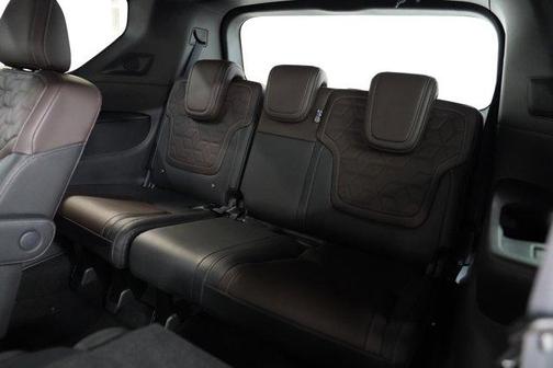 2025 Nissan Armada Platinum Reserve 4WD