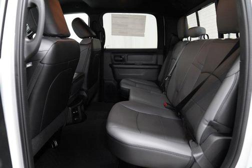 2026 RAM 2500 Tradesman Crew Cab 4x4 6'4' Box