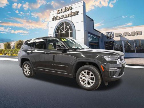 Rocky Mountain Pearlcoat 2023 Jeep Grand Cherokee Limited