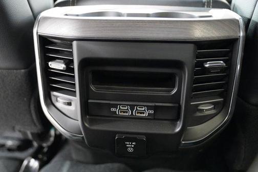 2025 RAM 2500 Laramie Crew Cab 4x4 6'4' Box