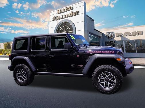 Black Clearcoat 2026 Jeep Wrangler Rubicon