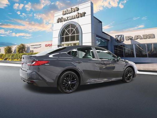 Underground 2026 Toyota Camry SE