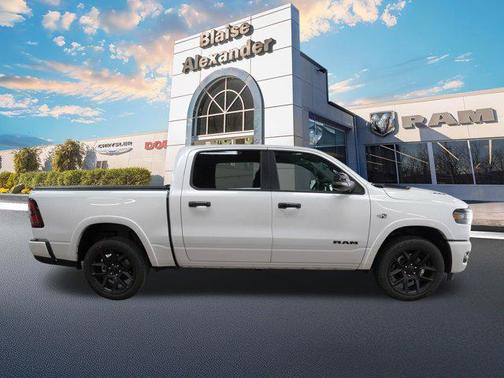 Ivory White Tri-Coat Pearlcoat 2026 RAM 1500 Laramie