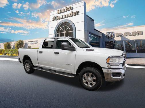 2024 RAM 2500 Big Horn Crew Cab 4x4 6'4' Box