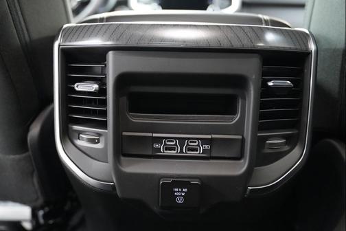 Granite Crystal Metallic Clearcoat 2026 RAM 1500 Big Horn/Lone Star