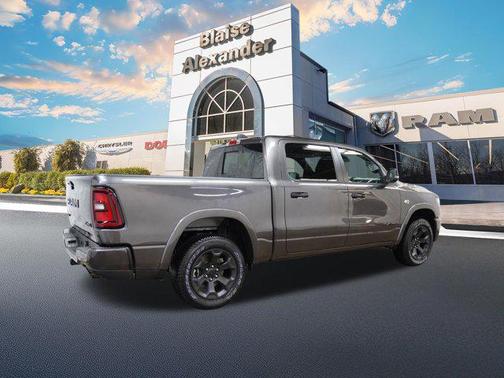 Granite Crystal Metallic Clearcoat 2026 RAM 1500 Big Horn/Lone Star