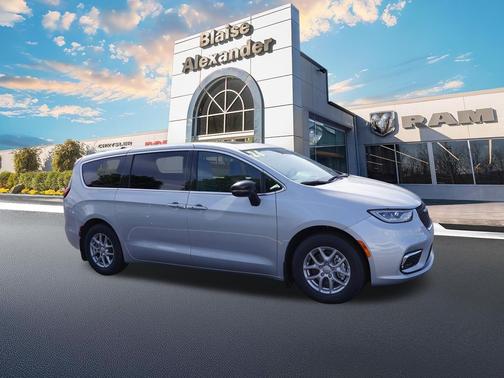 Silver Mist Clearcoat 2026 Chrysler Pacifica L