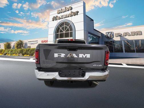 2025 RAM 2500 Big Horn Crew Cab 4x4 6'4' Box