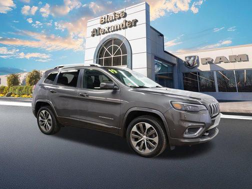2019 Jeep Cherokee Overland