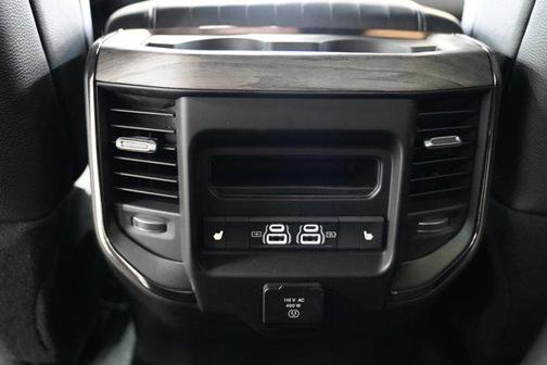 2025 RAM 2500 Limited Crew Cab 4x4 6'4' Box