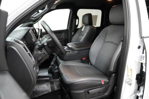 2026 RAM 2500 Tradesman Crew Cab 4x2 6'4' Box