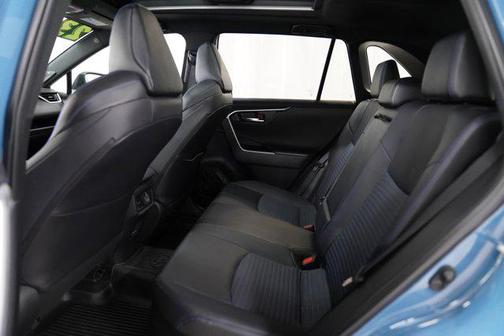 2023 Toyota RAV4 Hybrid SE