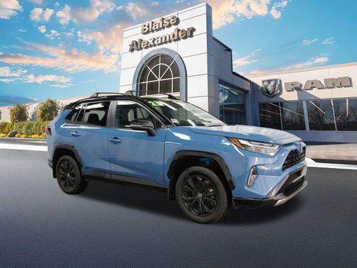 2023 Toyota RAV4 Hybrid SE