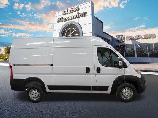 Bright White Clearcoat 2026 RAM ProMaster 2500 Tradesman