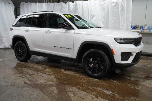 2024 Jeep Grand Cherokee Altitude