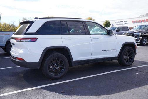 2024 Jeep Grand Cherokee Altitude