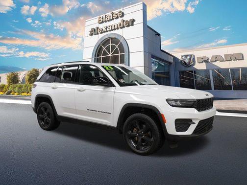2023 Jeep Grand Cherokee Altitude
