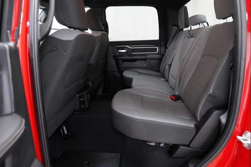 Flame Red Clearcoat 2024 RAM 2500 Big Horn Crew Cab 4x4 6'4' Box