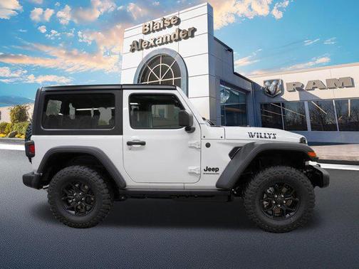 Bright White Clearcoat 2026 Jeep Wrangler Willys