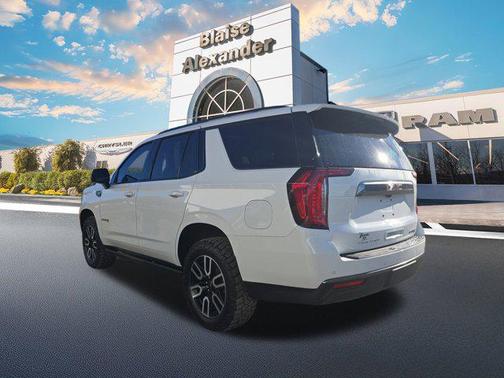 2023 GMC Yukon 4WD AT4