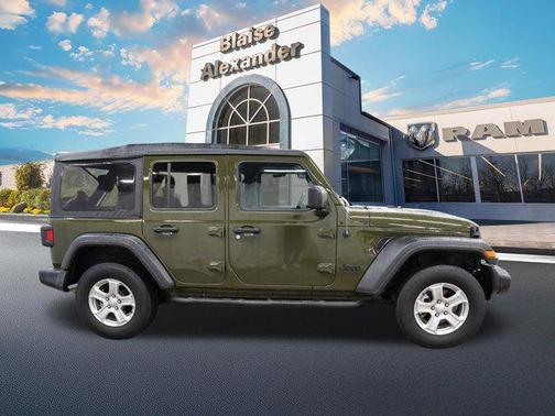 Sarge Green Clearcoat 2022 Jeep Wrangler Unlimited Sport