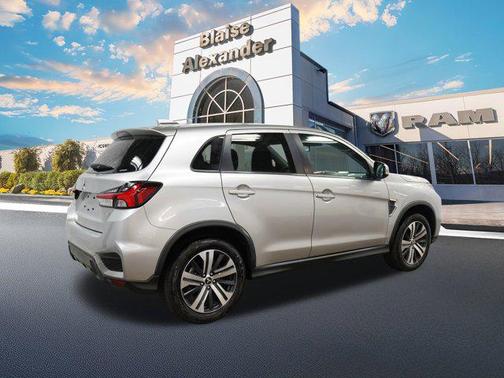 2025 Mitsubishi Outlander Sport SE