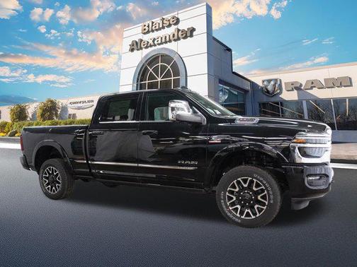 Diamond Black Crystal Pearlcoat 2026 RAM 2500 Limited Crew Cab 4x4 6'4' Box