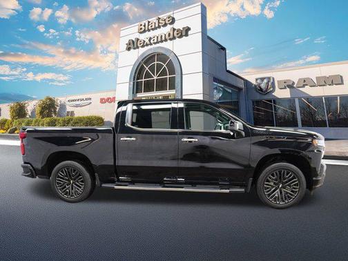 2022 Chevrolet Silverado 1500 High Country