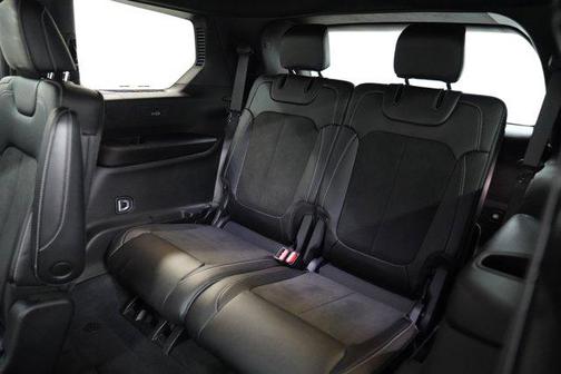 Diamond Black Crystal Pearlcoat 2023 Jeep Grand Cherokee L Altitude