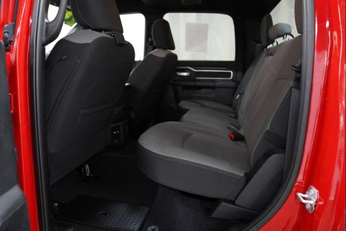Flame Red Clearcoat 2024 RAM 2500 Big Horn Crew Cab 4x4 6'4' Box