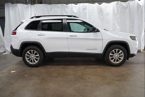 Bright White Clearcoat 2022 Jeep Cherokee Latitude Lux