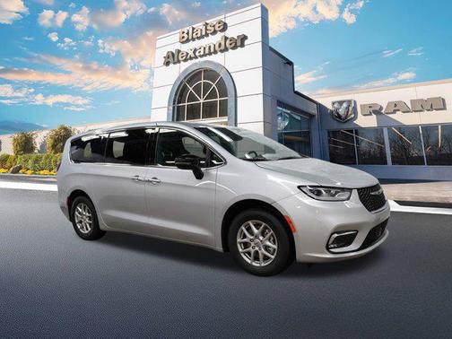 2026 Chrysler Pacifica L