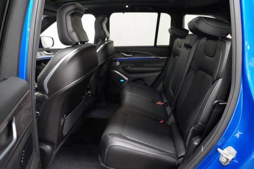 2023 Jeep Grand Cherokee 4xe Overland