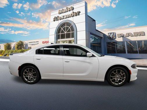 2017 Dodge Charger SXT