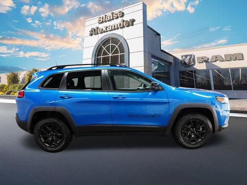2022 Jeep Cherokee X 4x4