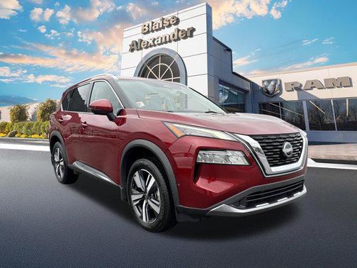 2023 Nissan Rogue SL