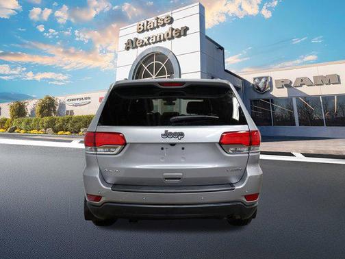 2019 Jeep Grand Cherokee Laredo