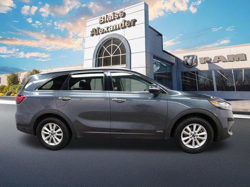 2020 Kia Sorento LX
