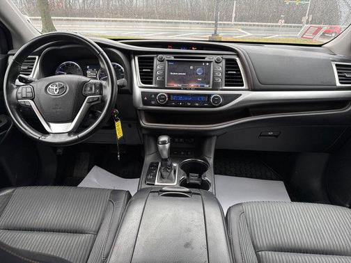 2018 Toyota Highlander LE Plus