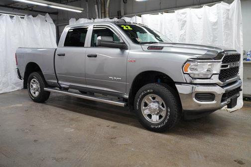 2022 RAM 2500 Tradesman Crew Cab 4x4 6'4' Box