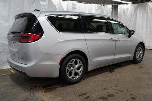2024 Chrysler Pacifica Limited