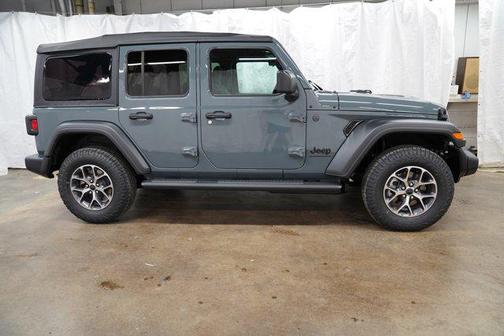 Anvil Clearcoat 2026 Jeep Wrangler Sport S
