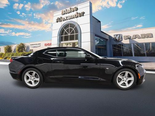 Black 2022 Chevrolet Camaro 1LT