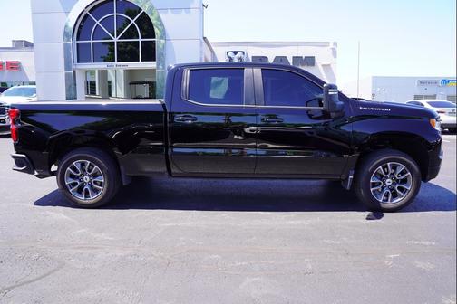 Black 2022 Chevrolet Silverado 1500 RST