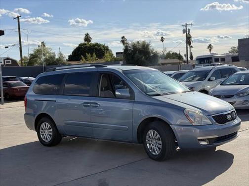 2014 Kia Sedona LX