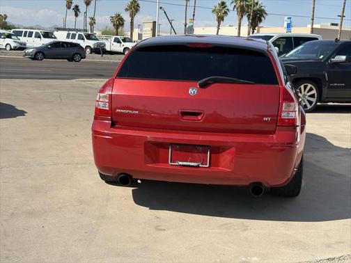 2005 Dodge Magnum RT